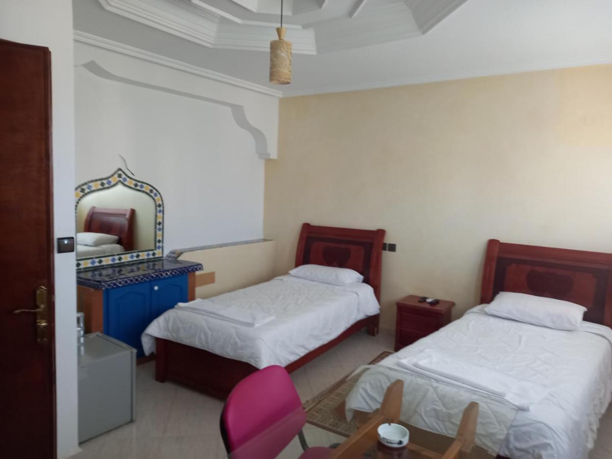 Ryad Tetouan Aeroport Kamer foto