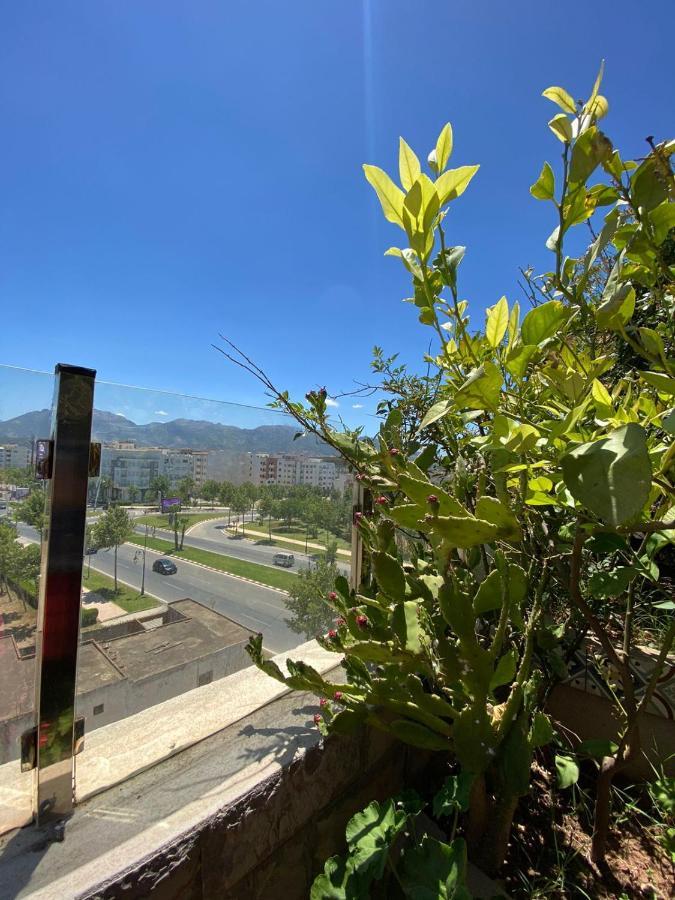 Ryad Tetouan Aeroport Buitenkant foto